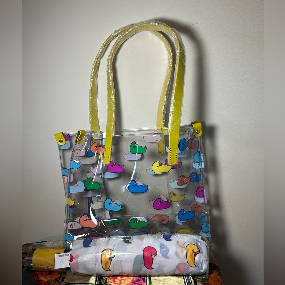 NWT Dooney & Bourke tote bundle.